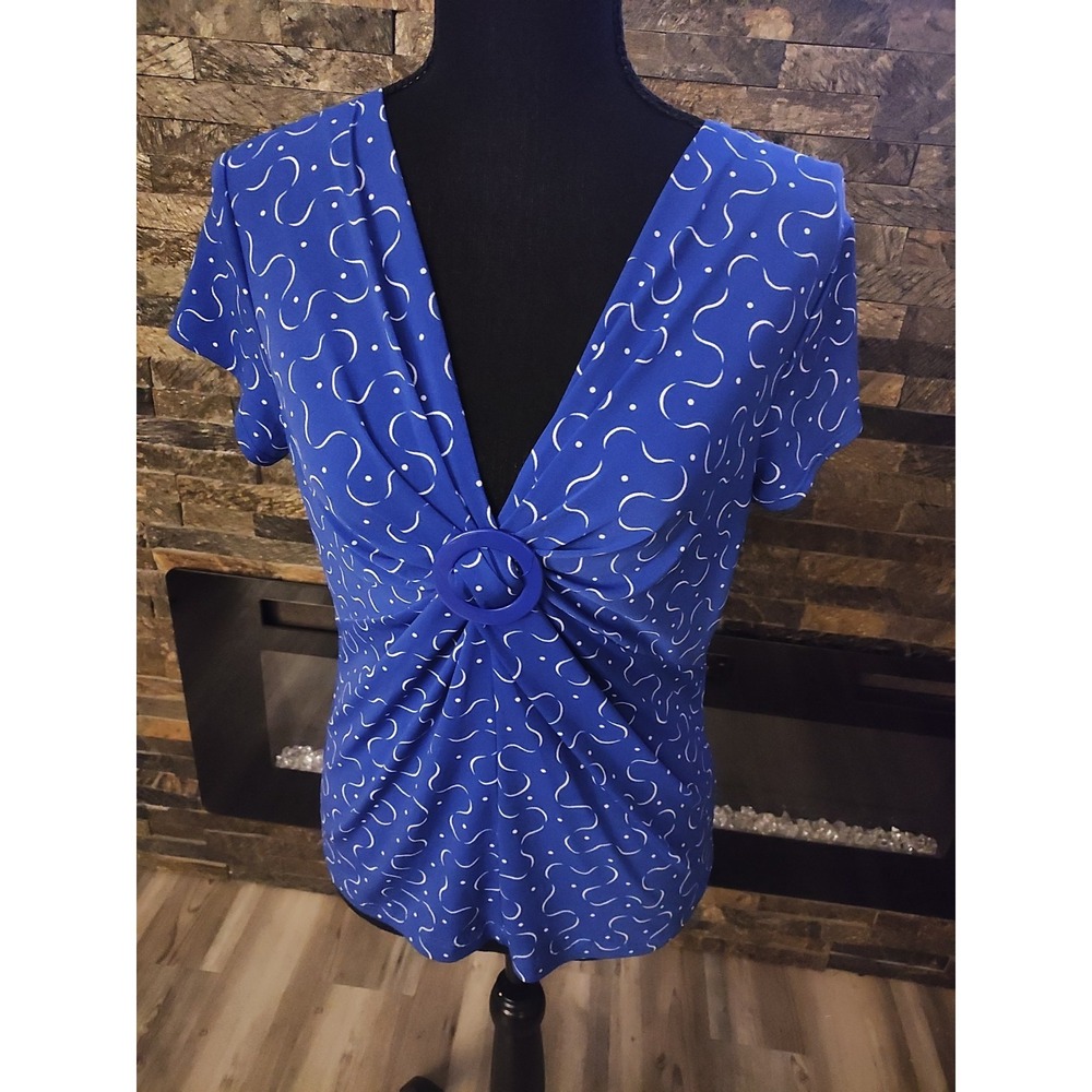Chaus Blue And White Stretch Top Size S